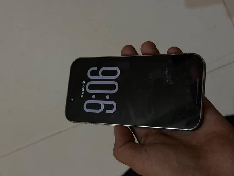 Apple iPhone 14 Pro 10