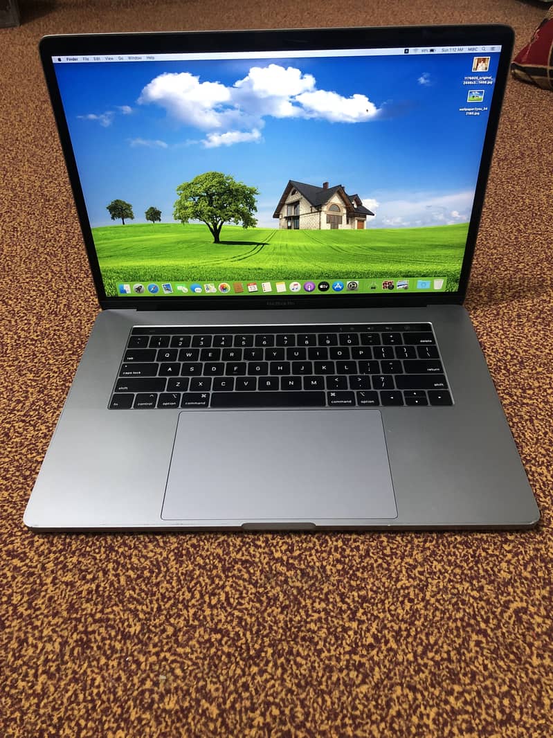 MacBook Pro 2019 model 1