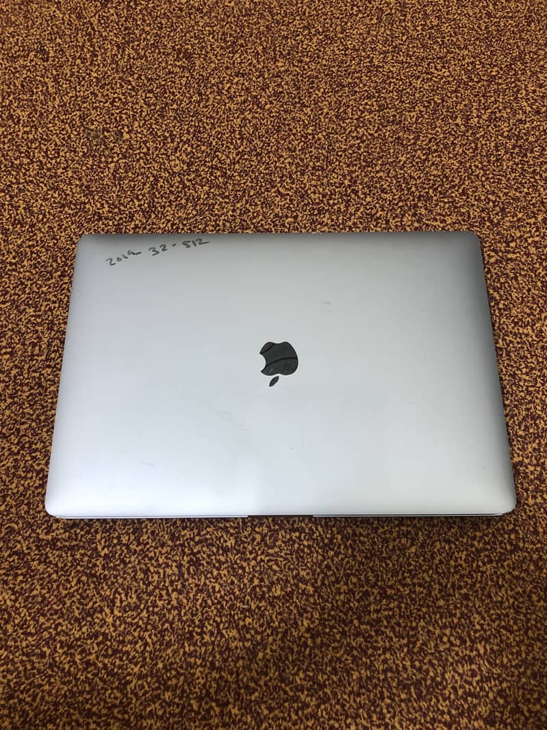 MacBook Pro 2019 model 4