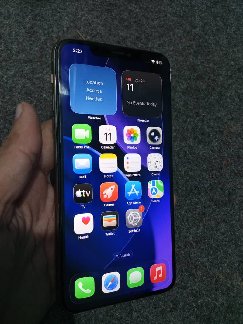 iPhone 11 Pro Max 2