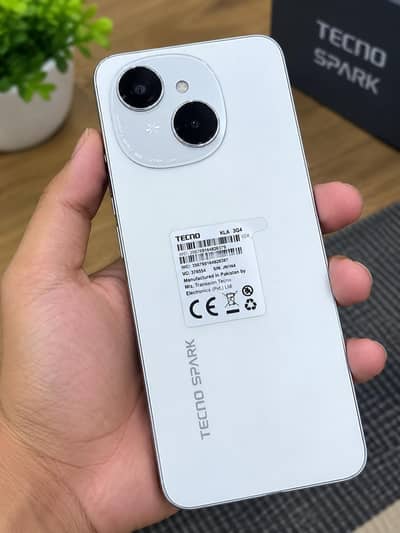 Tecno spark go 1