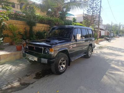 Mitsubishi Pajero 1988 own 2.5 diesell engine complete documents