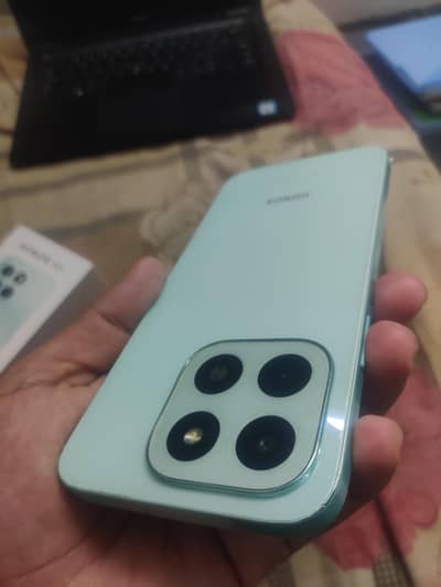 Honor x6c 6/128 with Box