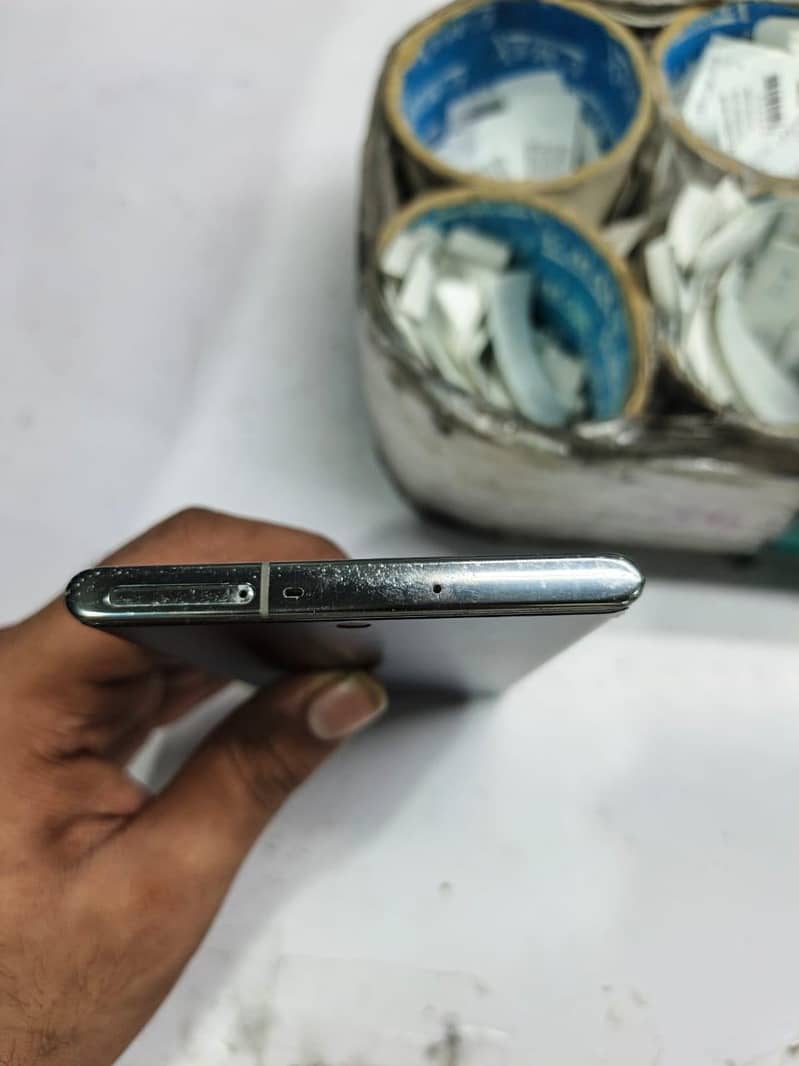 Samsung Mobile Note 10 Plus 5