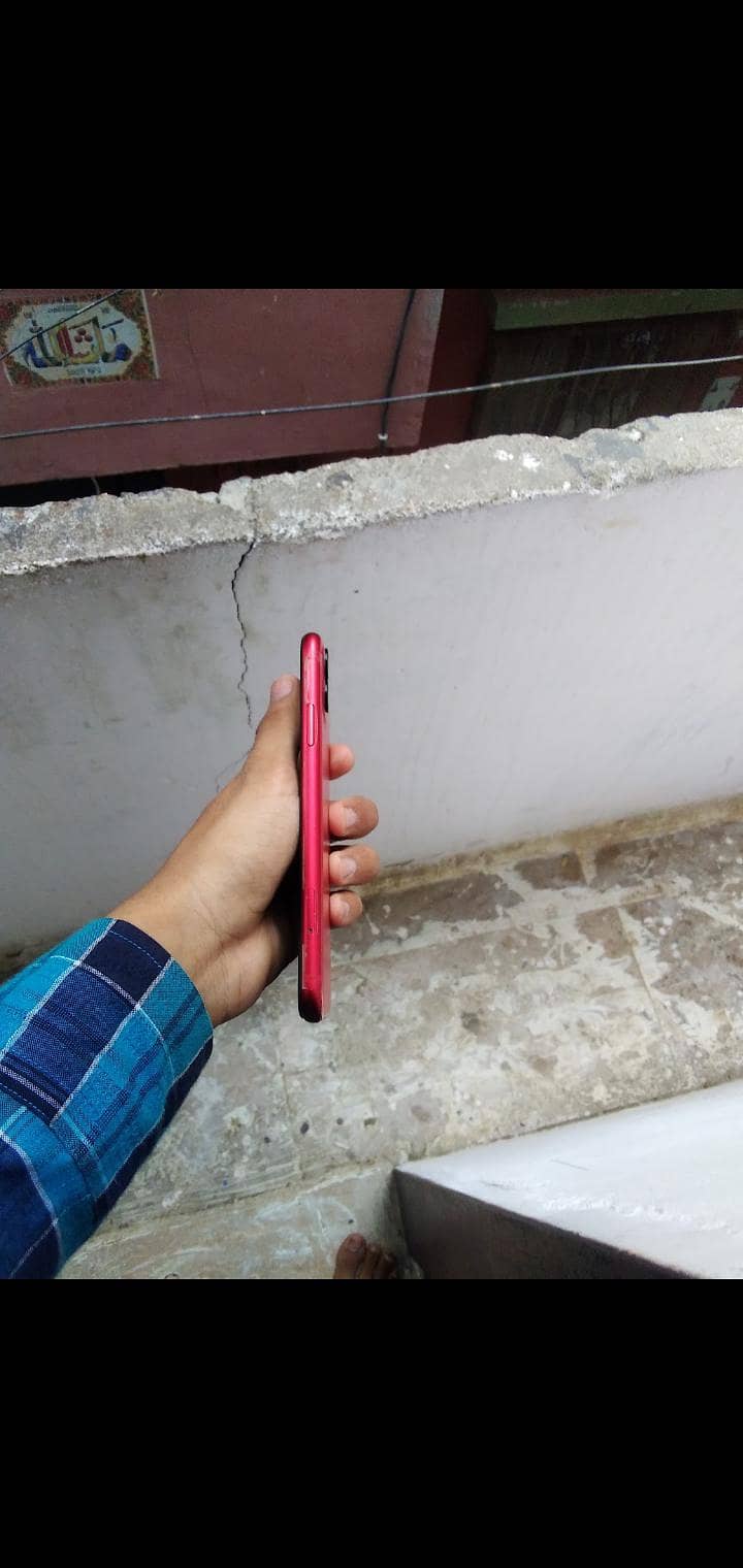 Apple iPhone 11 3