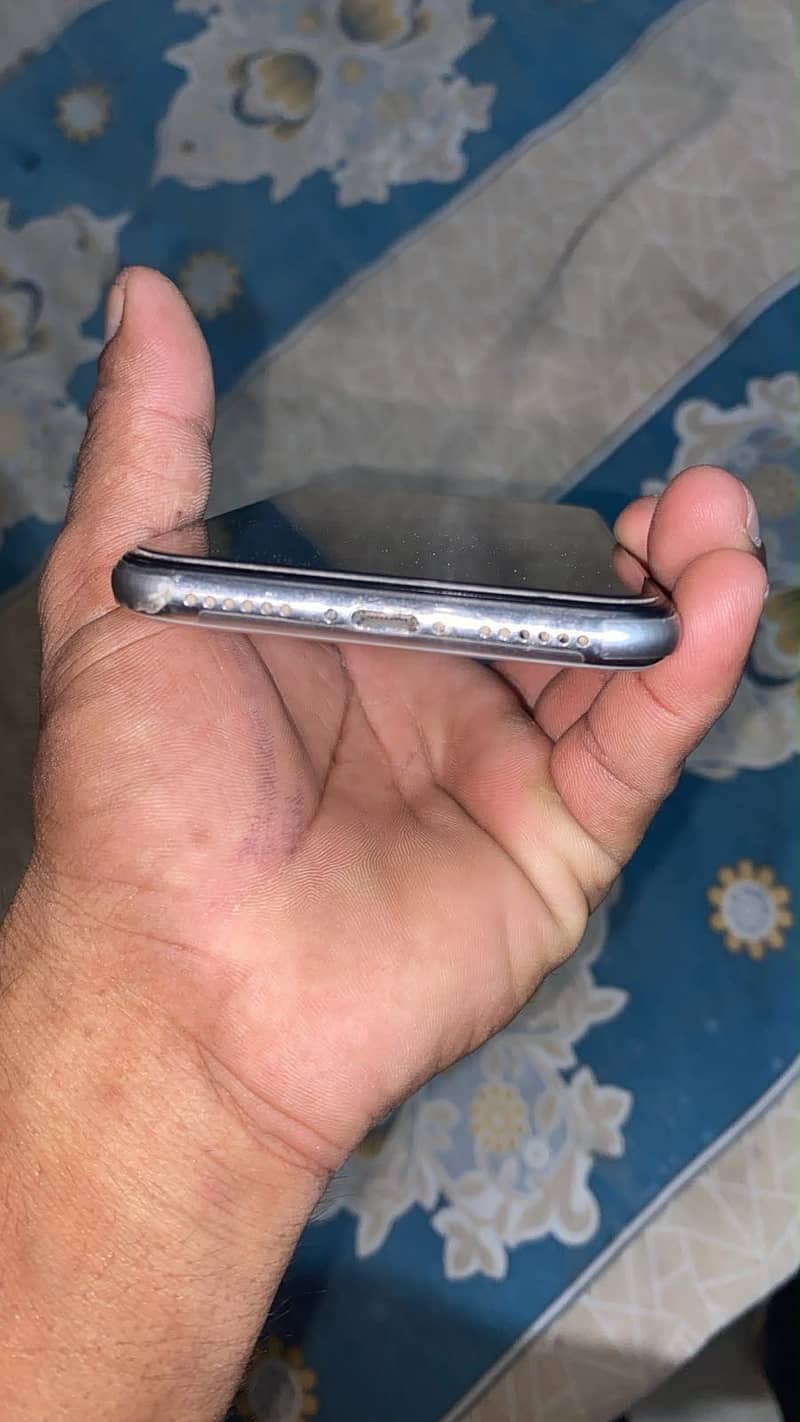 Apple iPhone X 2