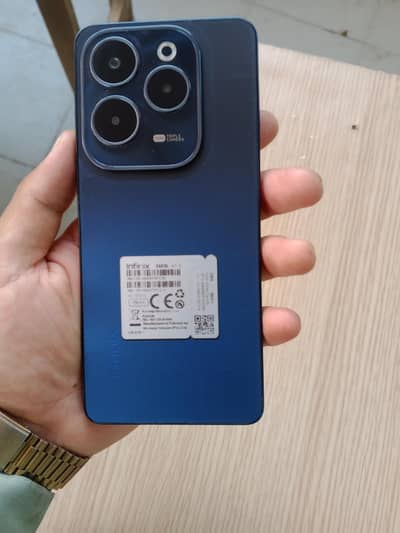 Infinix Hot 40 ,   256Gb,8+8ram