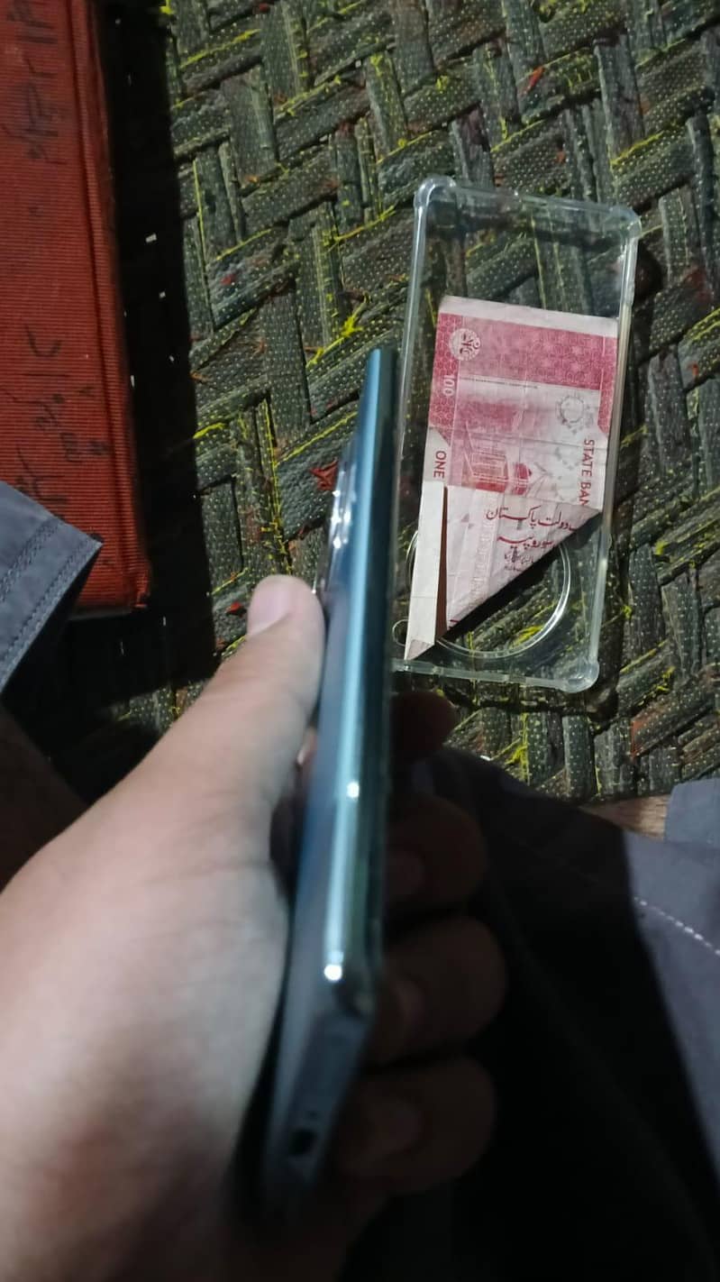 Infinix Zero 40 3