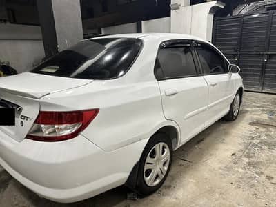 Honda city 2005