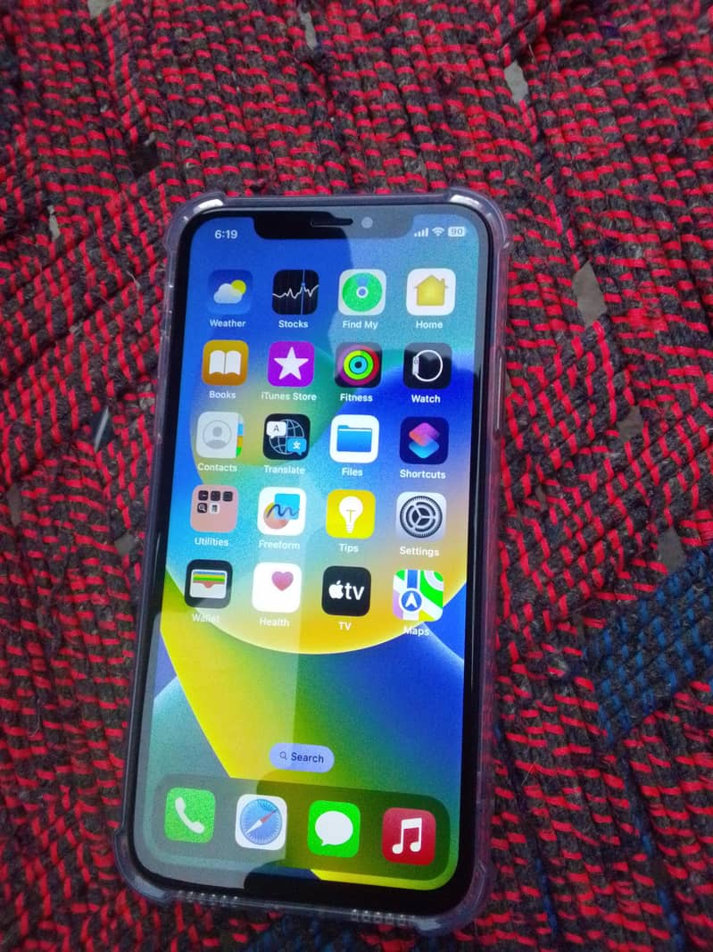 Apple iPhone X 0