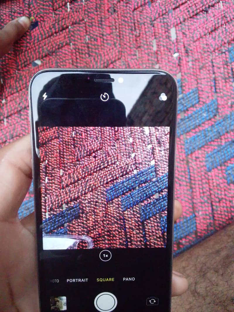 Apple iPhone X 3