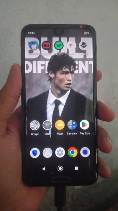 Sharp Aquos R2