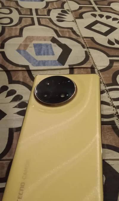 Tecno CAMON 30S