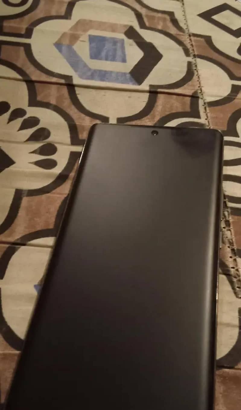 Tecno CAMON 30S 1