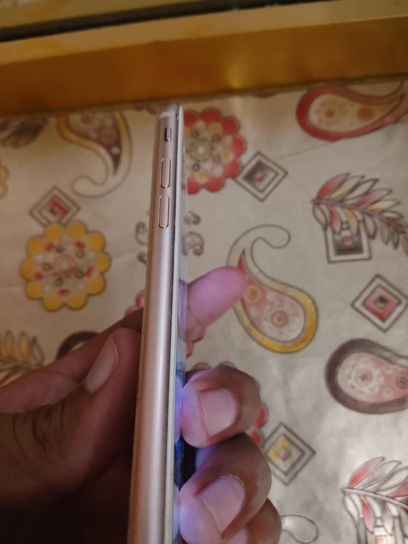 Apple iPhone 8 2