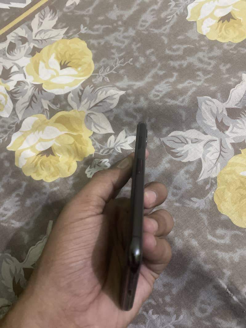 Apple iPhone X 1