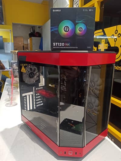 HYTE Y60 Cherry with Lian Li pre installed Fans