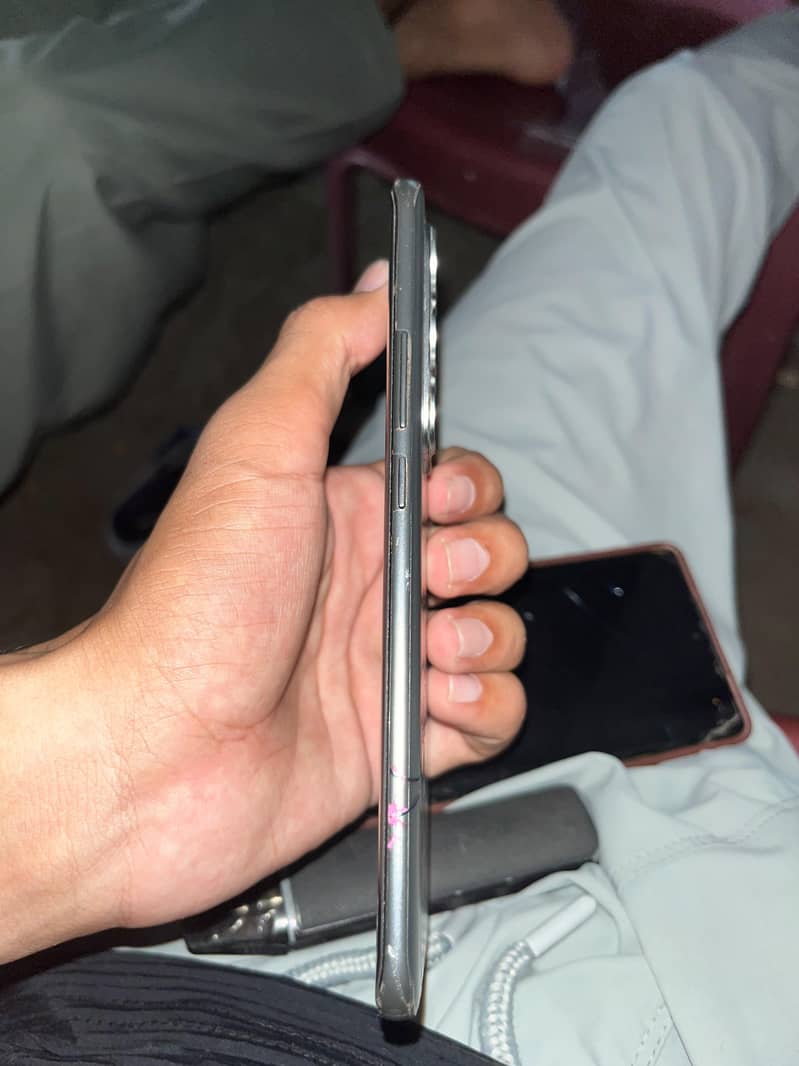 Tecno Spark 40 pro plus 3