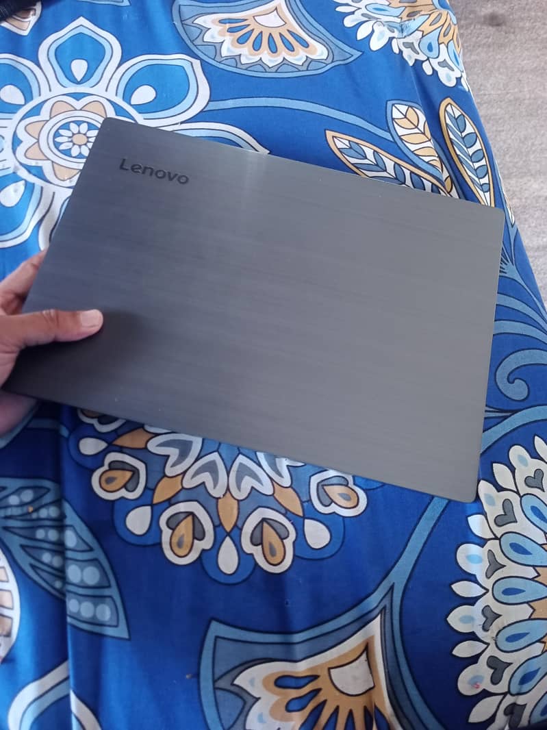 LAPTOP 1