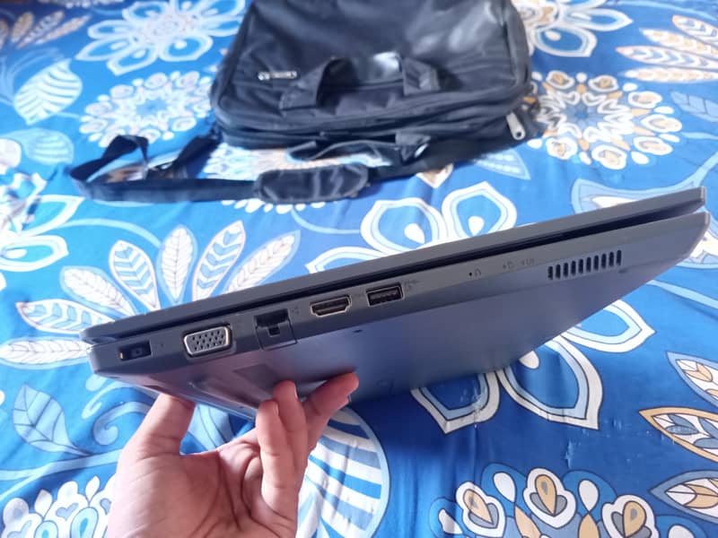 LAPTOP 6