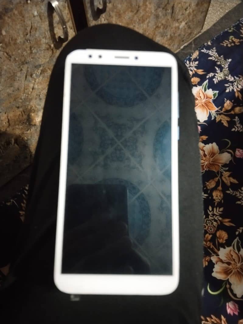 Honor 7C 0