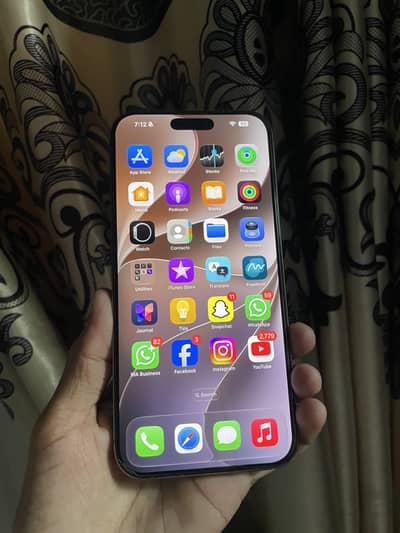 Apple iPhone 16 Pro Max