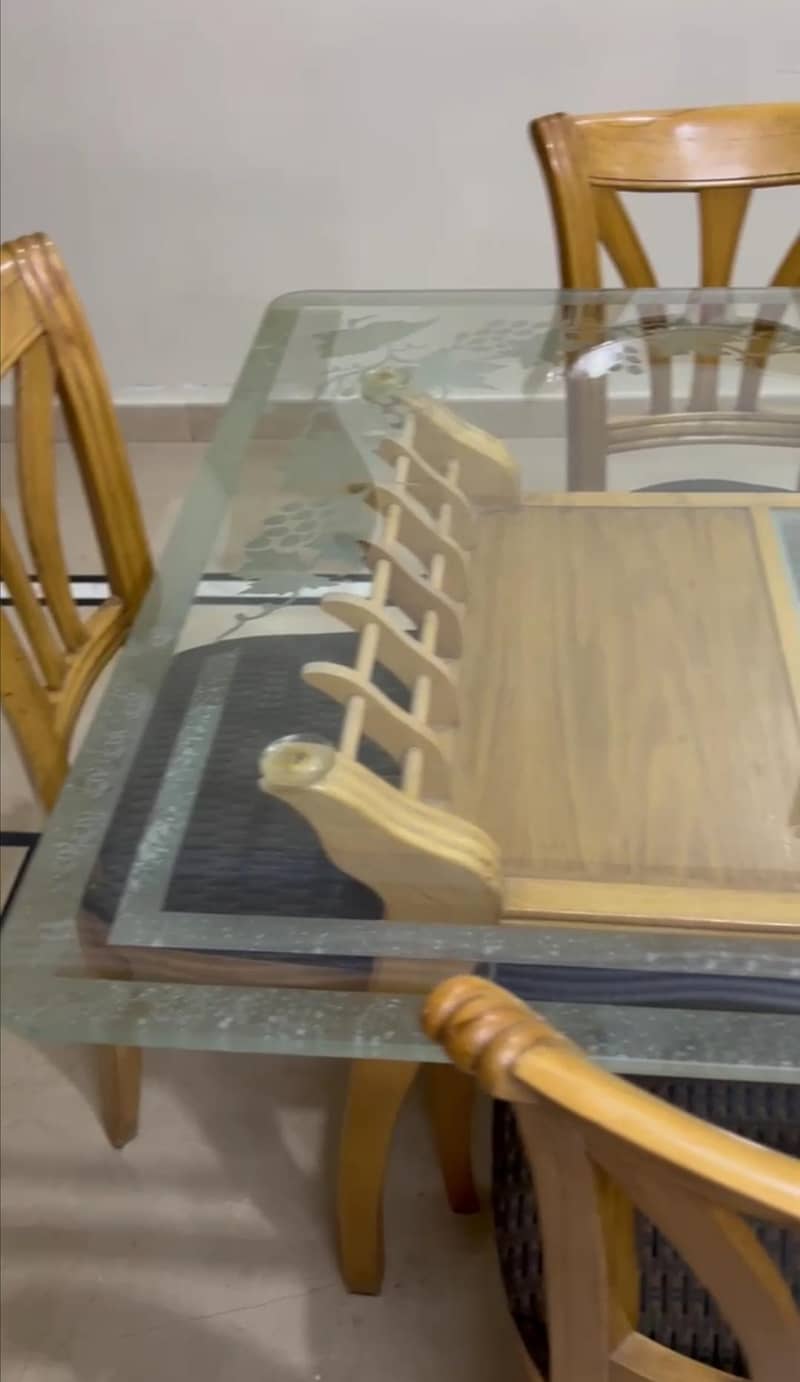Eight chairs dining table 4