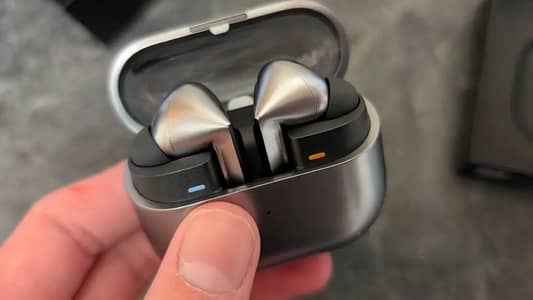 High Quality Wireless Earbuds Pro3 Style long battery and touch cont
