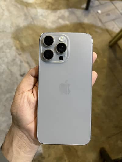 Apple iPhone 15 Pro Max