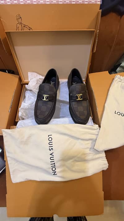 LV loafers ORIGINAL.