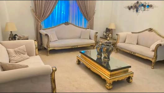 10, seaters sofa with Table
