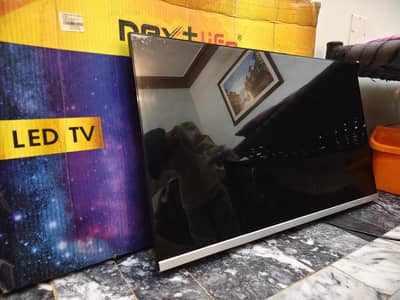 32 Inch LED TV For Sale