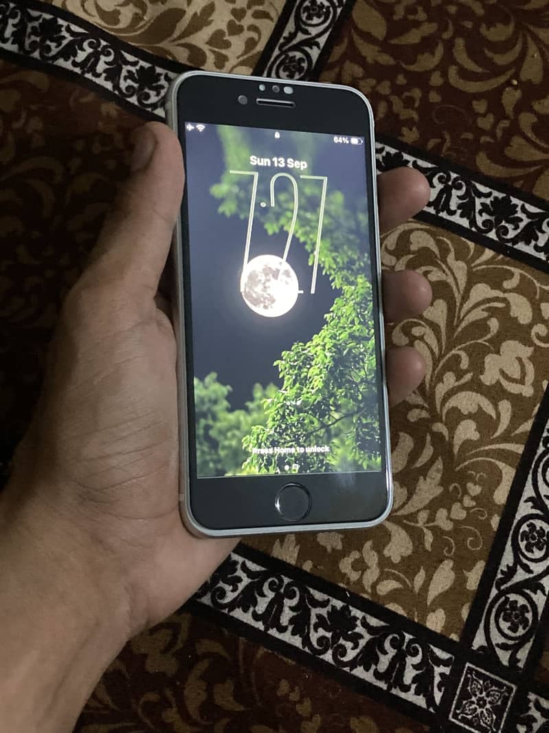 Apple iPhone SE 2