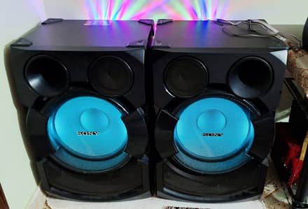 Sony shake x70d heavy base sound system