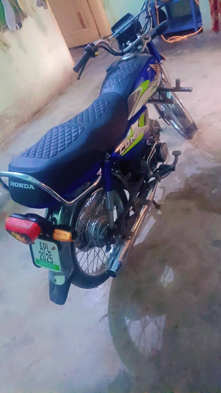 Honda cd70 4