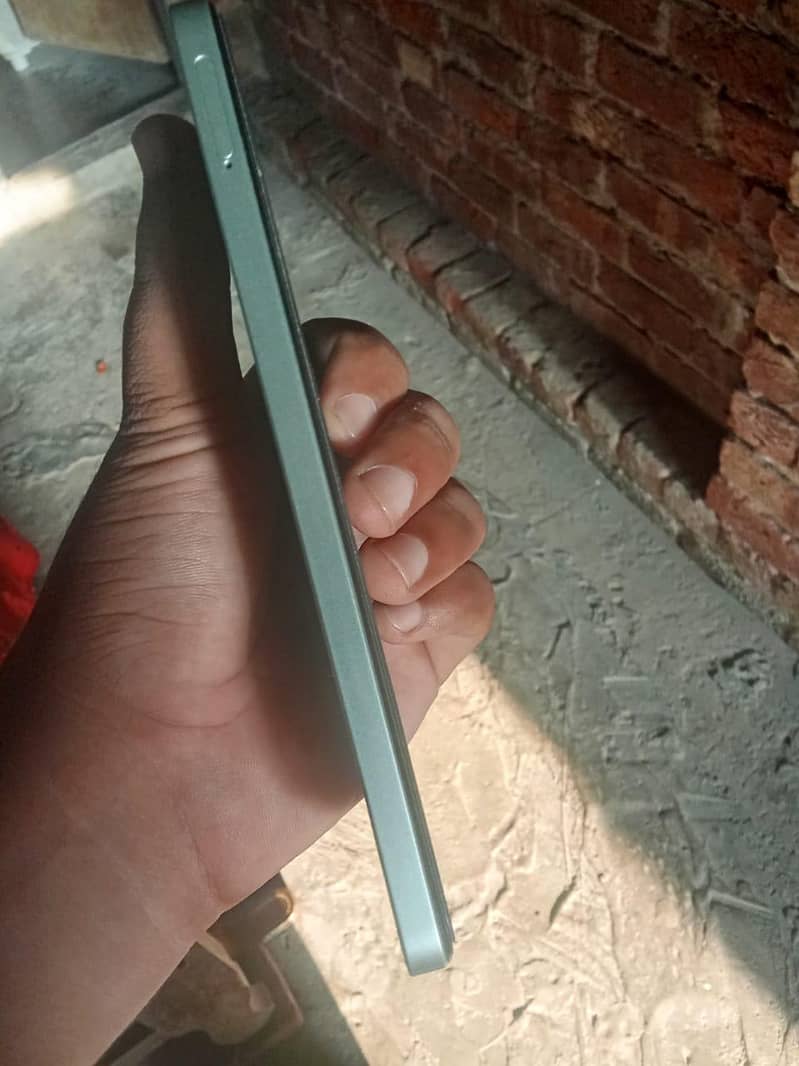 Realme Note 60x 4