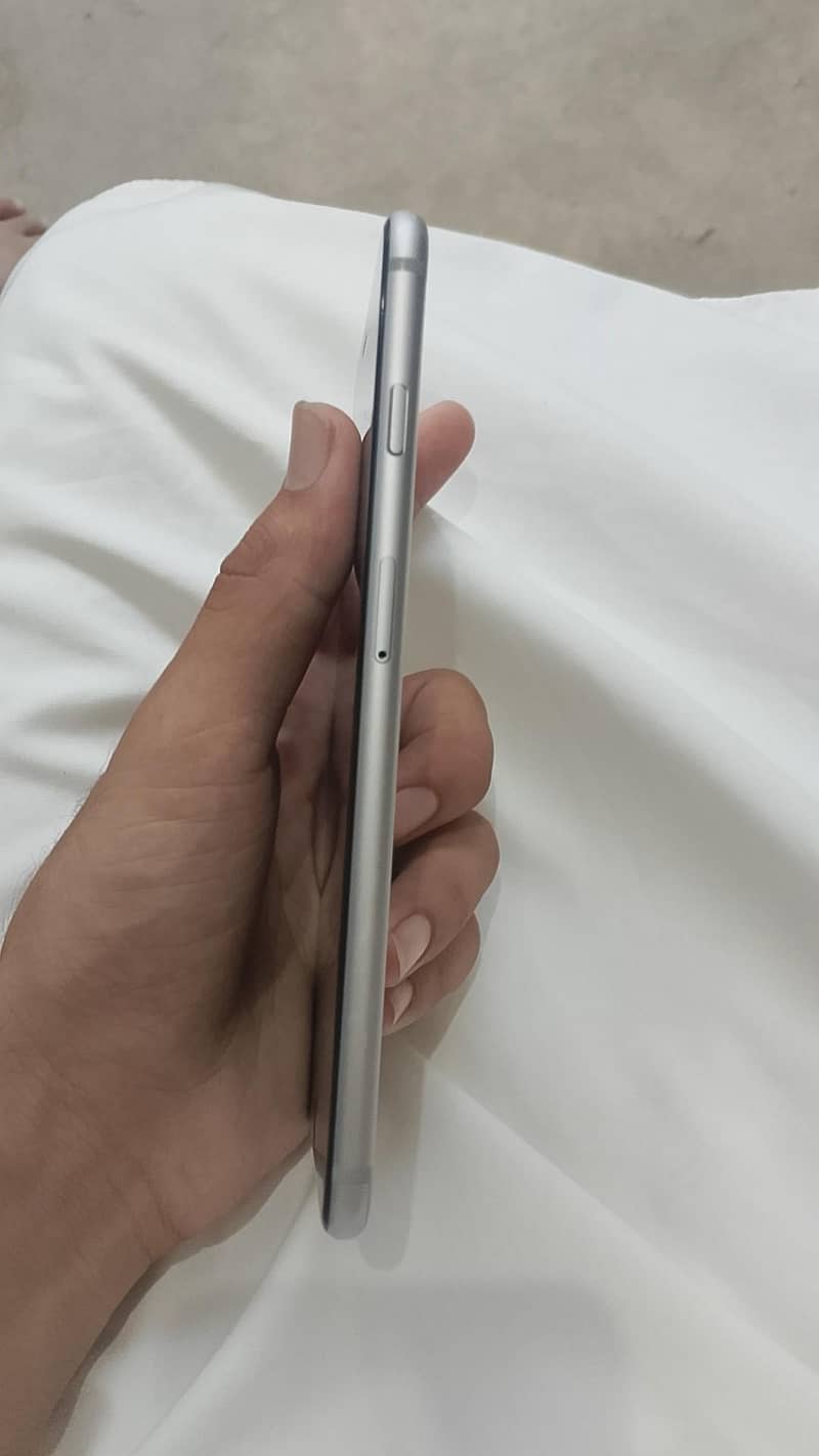Apple iPhone 6 Plus 2