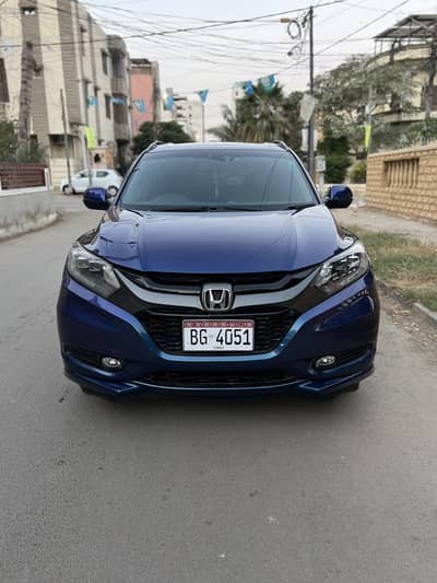 Honda Vezel 2015/17 Z Type S Top of the line very good condition!