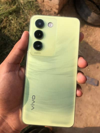 Vivo Y100