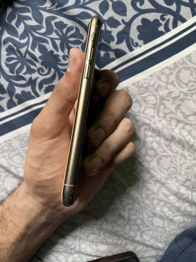 Iphone 11 pro 3