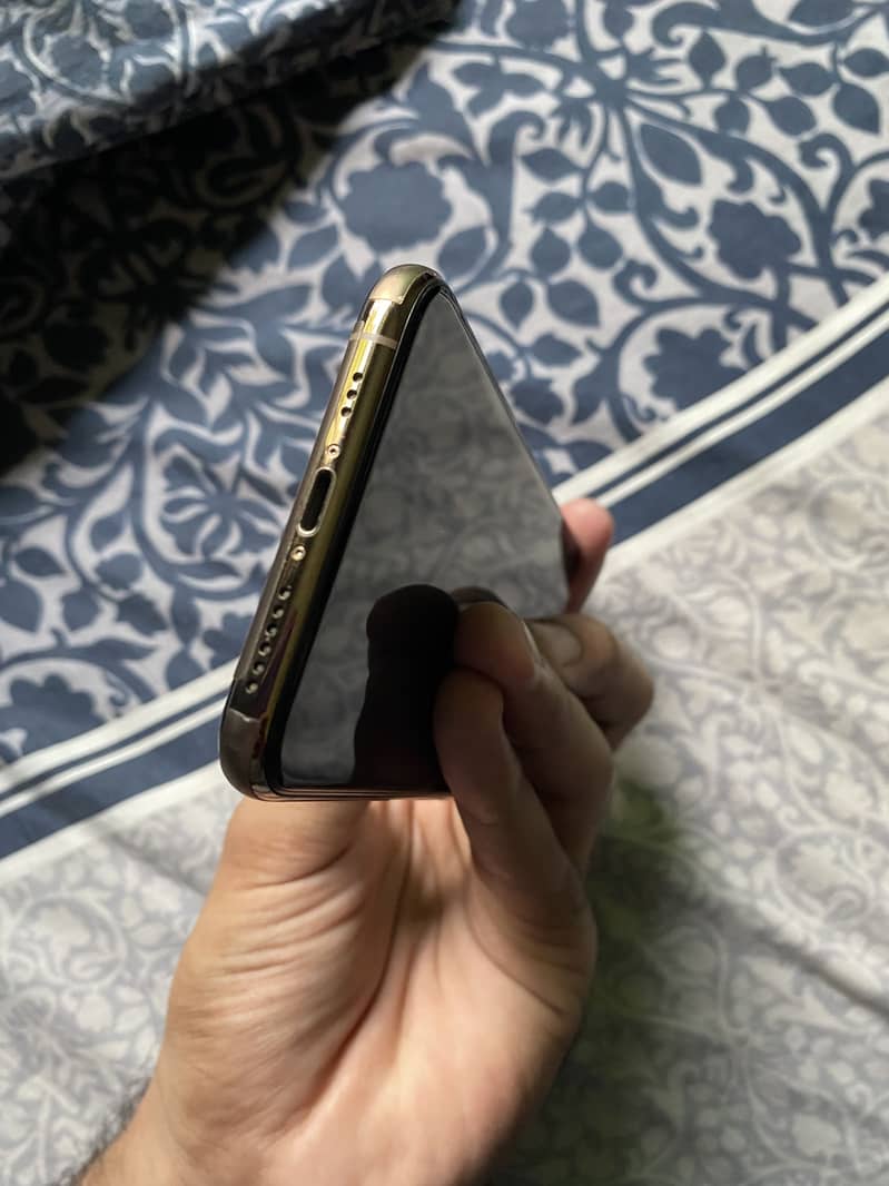 Iphone 11 pro 5