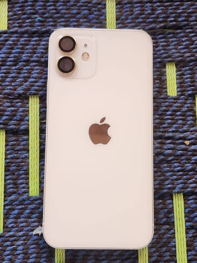 Apple iPhone 12