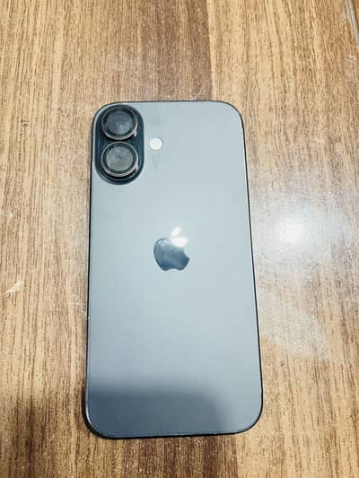 Apple iPhone 16