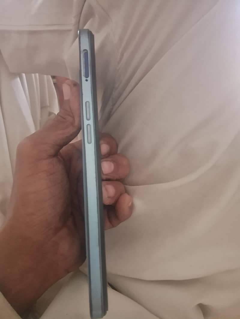 OPPO A57 5