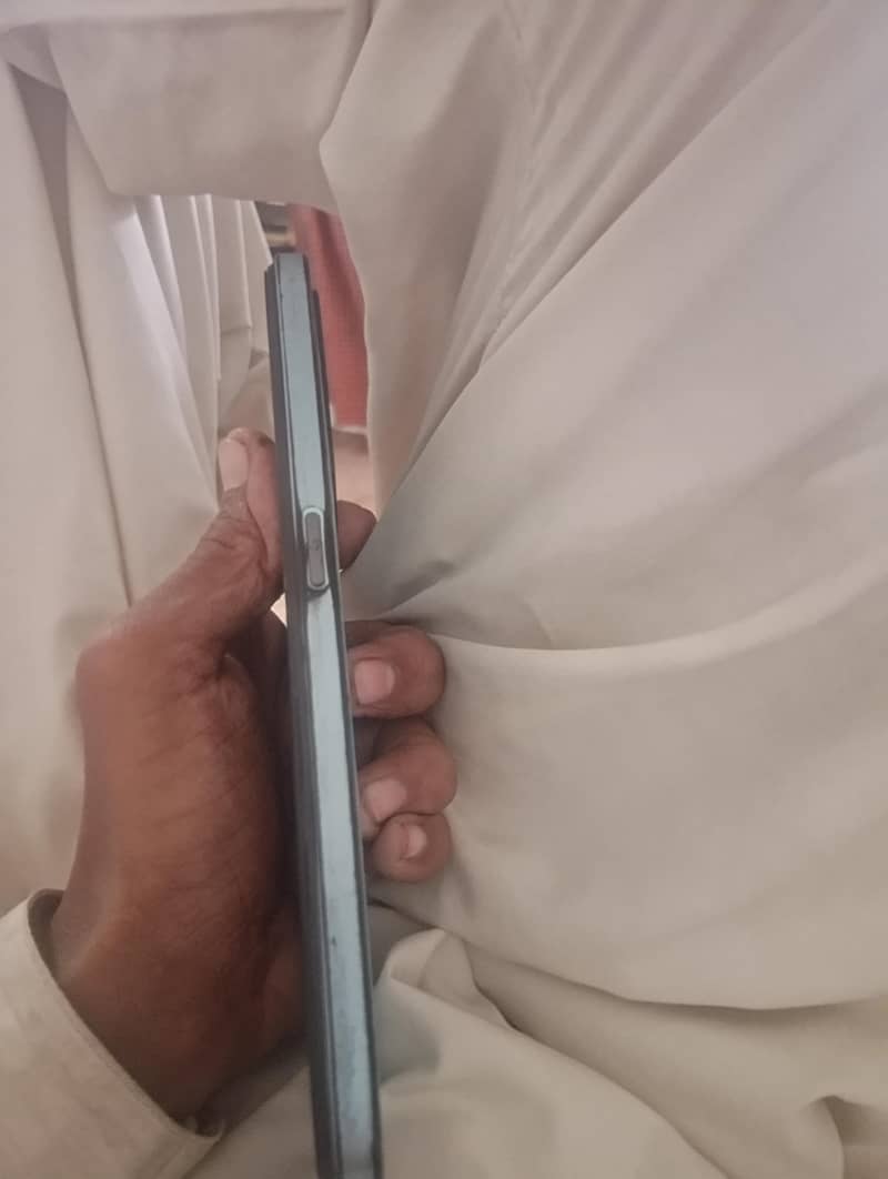 OPPO A57 6