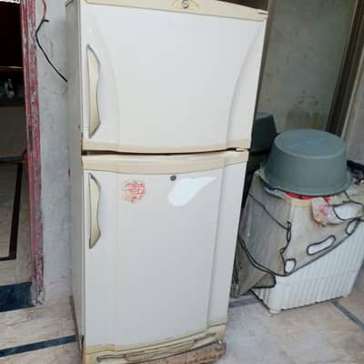Fridge Available For Sale condition Normal B's cooling achi karti