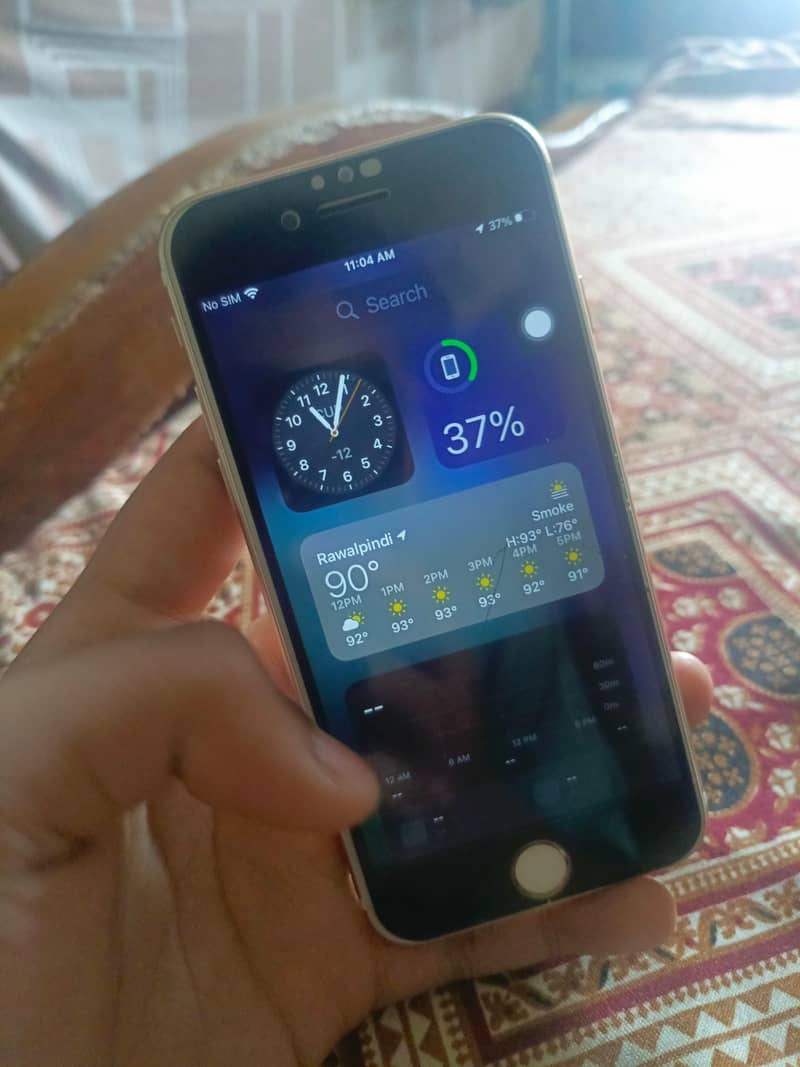 Apple iPhone 7 0