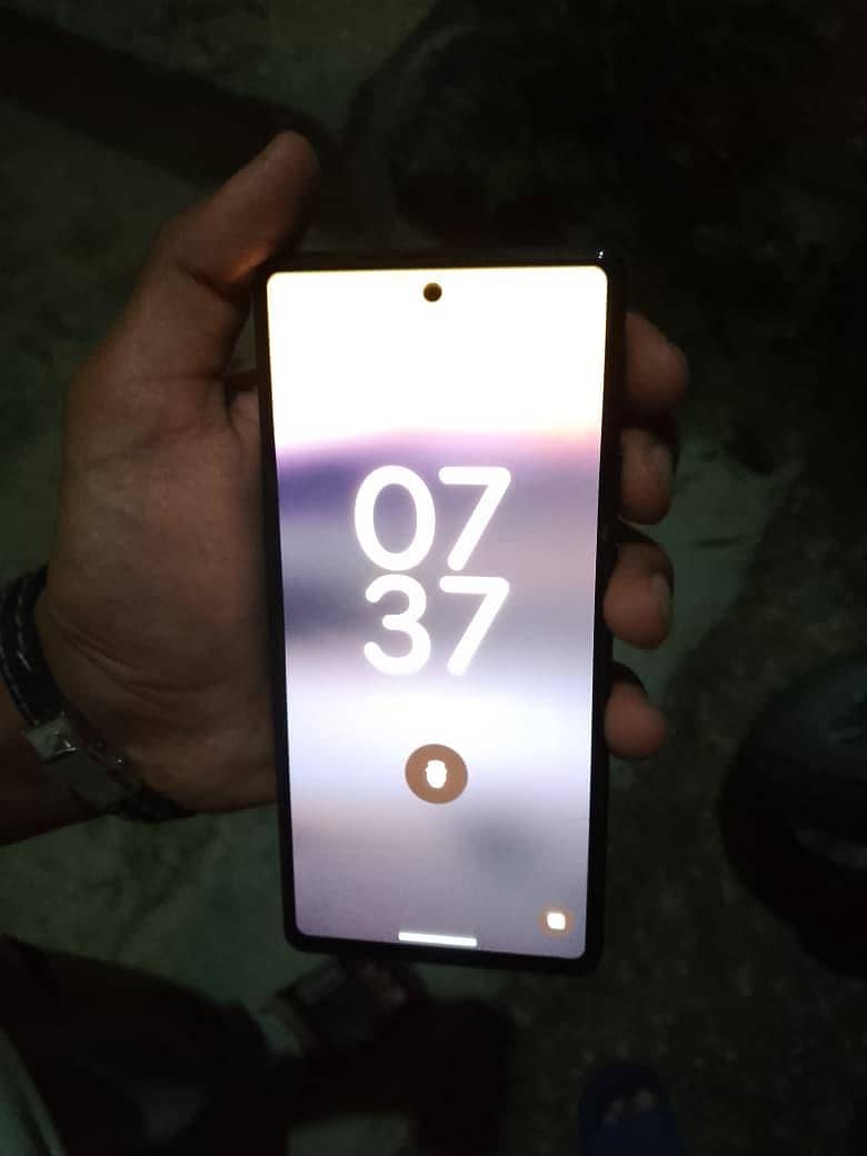 Google Pixel 6a 1