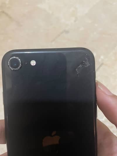 Apple iPhone SE