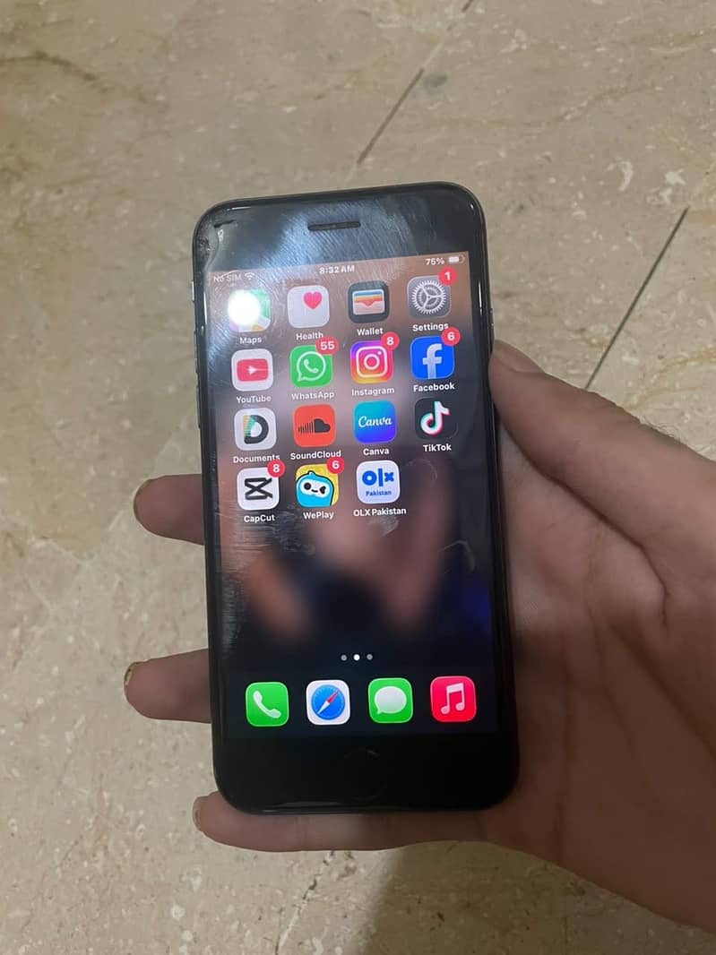 Apple iPhone SE 3